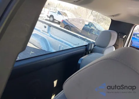 2014 Chevrolet Silverado C1500 z USA, uszkodzony, nr VIN 1GCNCPEH3EZ183532